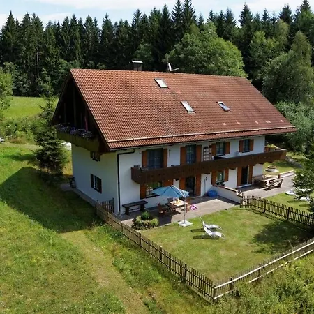 Waldhaus Sonnenberg 1 * Drachselsried