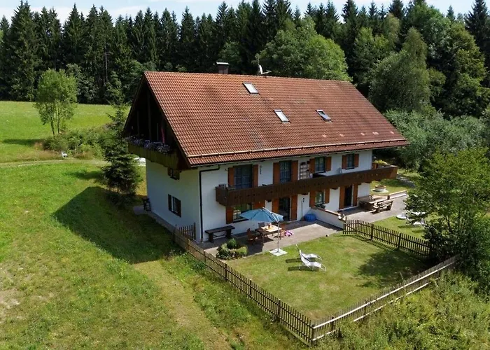 Waldhaus Sonnenberg 1 * Drachselsried